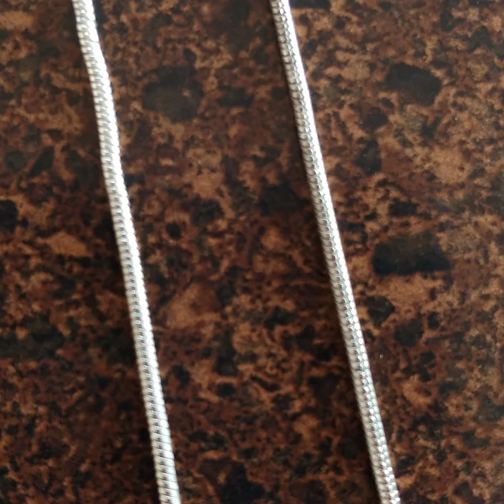 Necklaces - Picture 6 of 8